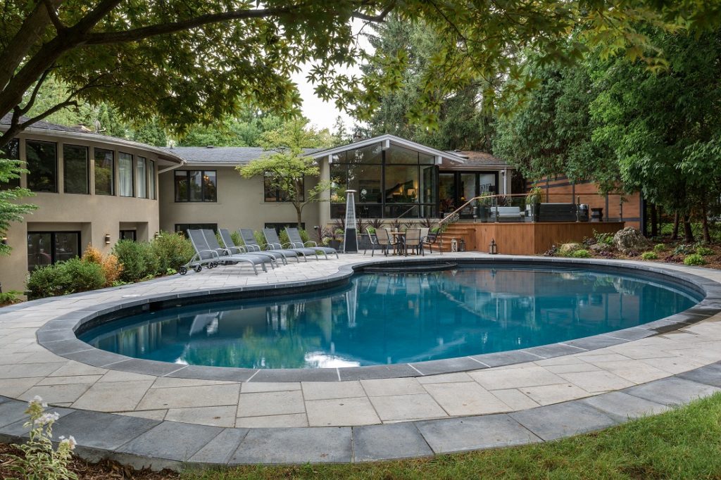 1 Toronto Swimming Pools Designs and Installation 20+ Yrs Exp.