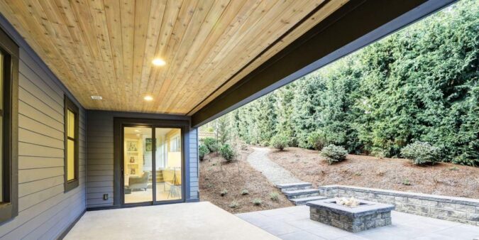 Basics of an Indoor Swimming Pool Basics of an Indoor Swimming Pool