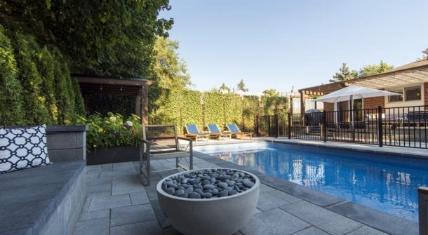 What Are the Qualities of Top Pool Builders and Companies?