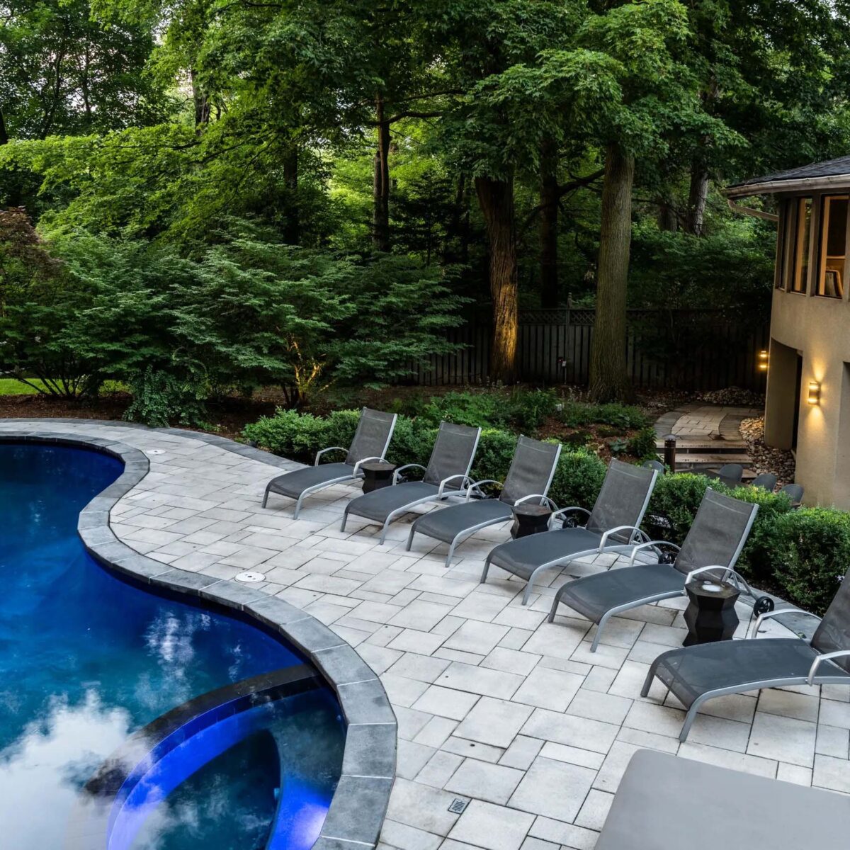 Swimming Pool for 80’s Modern Villa | Luxury Pools