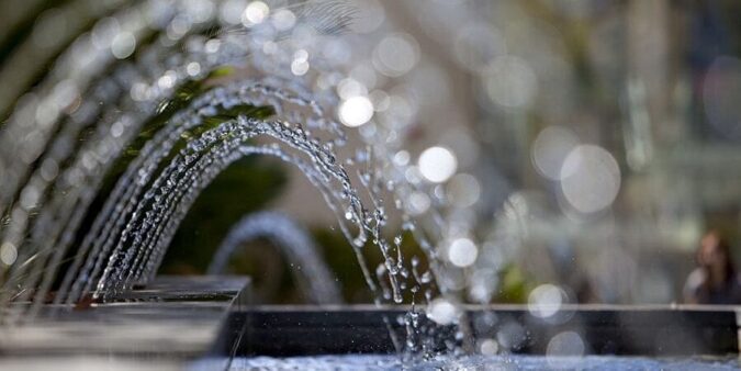 Swimming Pool Features: Installing a Pool Fountain Swimming Pool Features: Installing a Pool Fountain