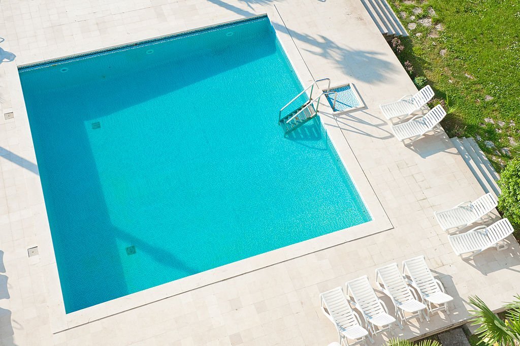 Square-shaped Swimming Pool Design