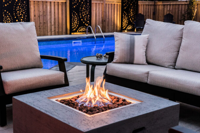 Top Idea for Backyard Swimming Pool Landscaping with Fire