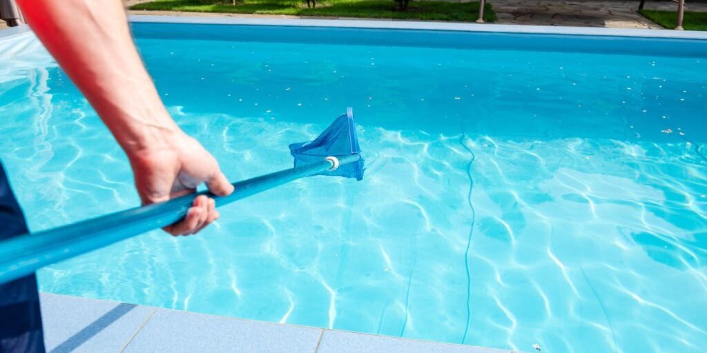 DIY or Professional Cleaning: What to Pick for Swimming Pool Maintenance