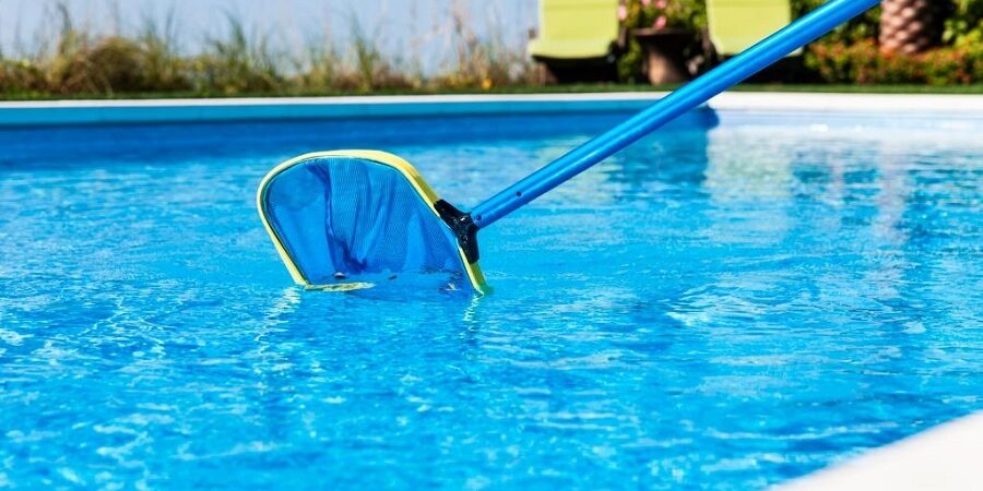 How To Maintain A Sparkling Clean Swimming Pool?