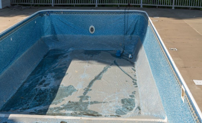 Vinyl Liner Pool Repair 101 : Common Issues and How to Fix Them