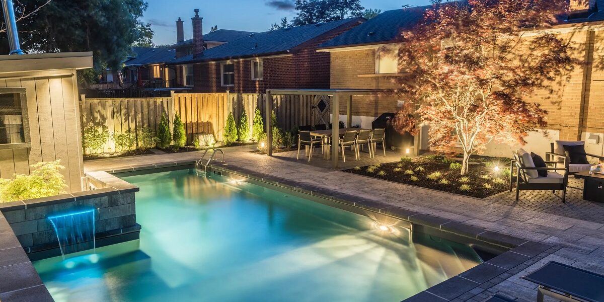 Guide to Installing a Smart Swimming Pool with Experts