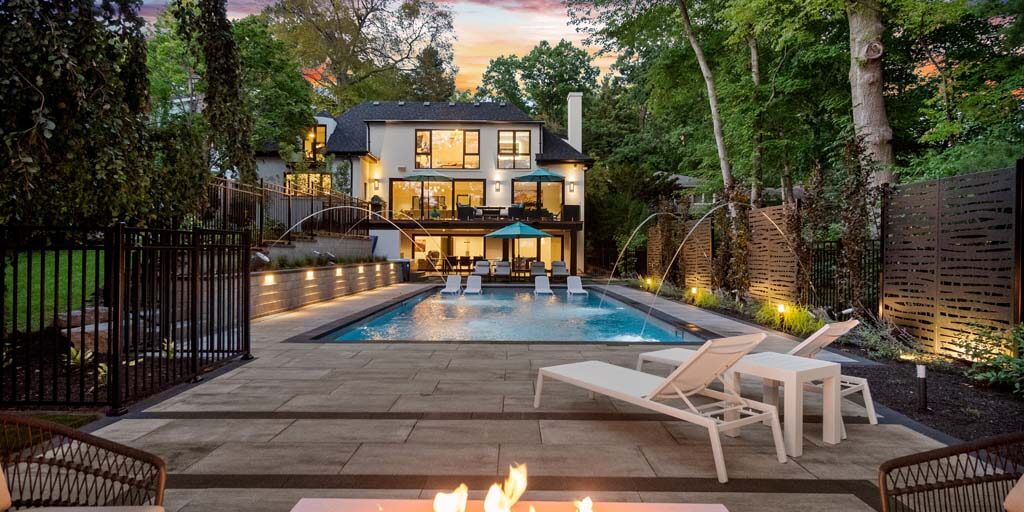 Natural Pools in Ontario: A Chemical-Free (and Stunning) Alternative