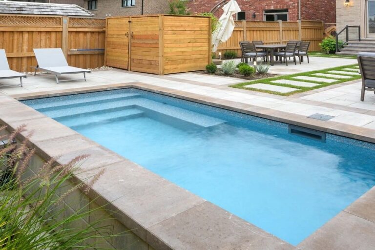 Building Swimming Pools in Markham