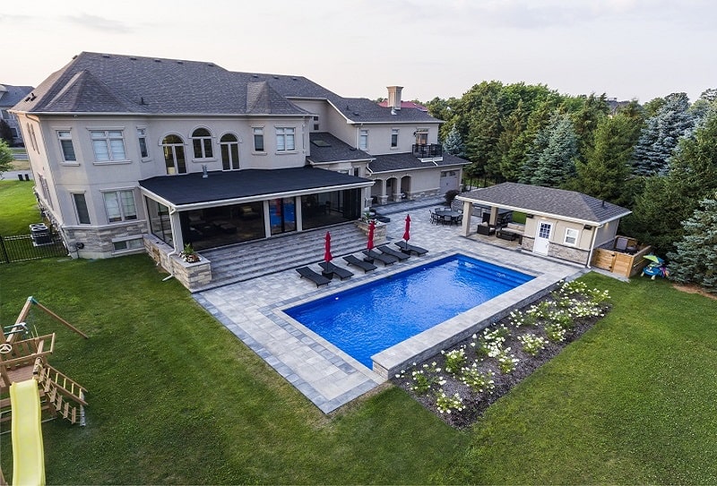 Swimming Pools in Mississauga